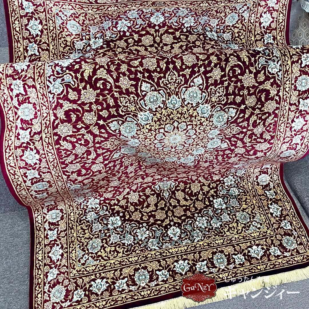 QM8168 ペルシャ絨毯クム産ラザヴィ工房 100×151